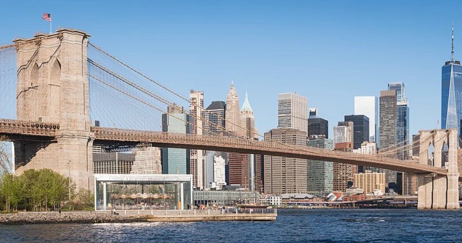 Where to Get the Best Photos on the Brooklyn Bridge?