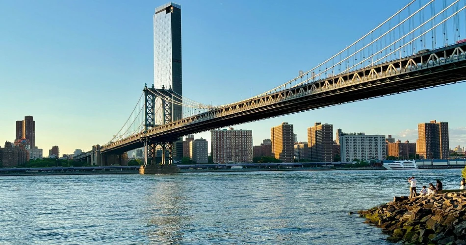 Where to Get the Best Photos on the Brooklyn Bridge?